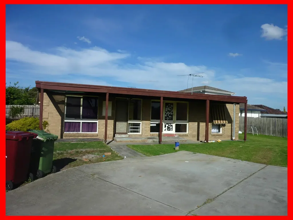 CLOSE TO PARKMORE SHOPPING CENTRE