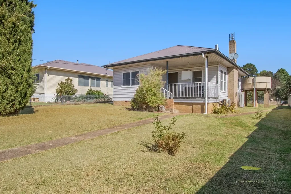 13 Camden Street, Binalong, NSW 2584
