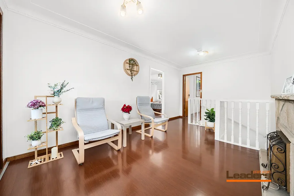 Hornsby 5 Bedroom Unlock the potential to create your dream resort-style home, complete with a tennis court and heated pool or explore development opportunities (STCA)