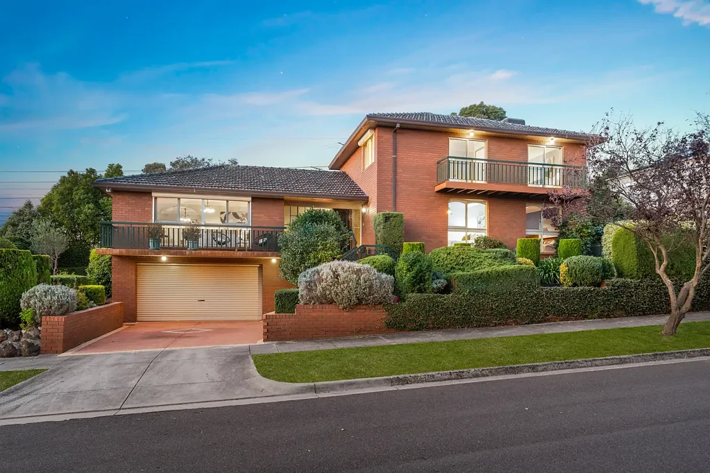 64 View Mount Road, Wheelers Hill, VIC 3150