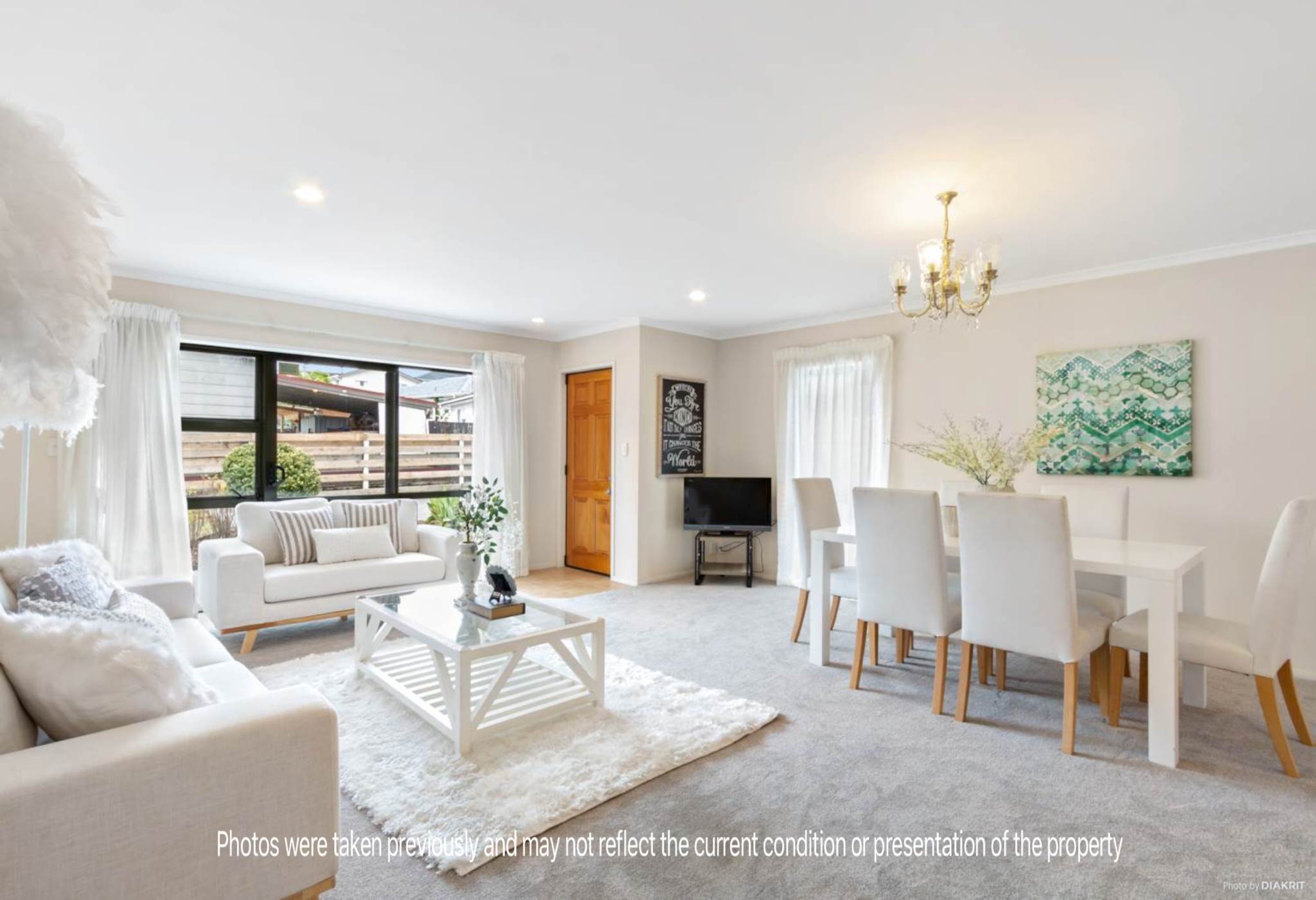 33A Minaret Drive, Bucklands Beach, photo 2