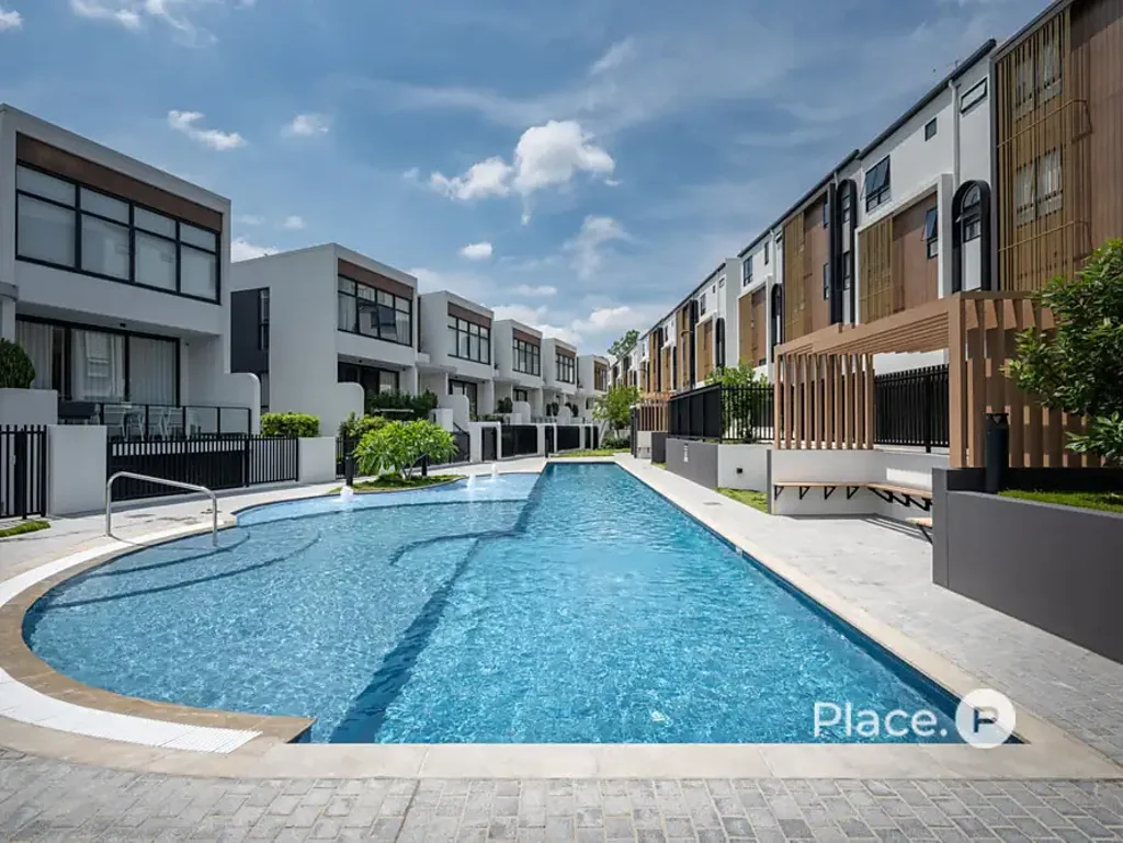 Indooroopilly 4房 河景奢居 东北朝向 多层设计 法国橡木地板 Gaggenau电器 私人电梯 度假村泳池 社区静谧 Elegant Multi-Level Living In A Riverside Retreat