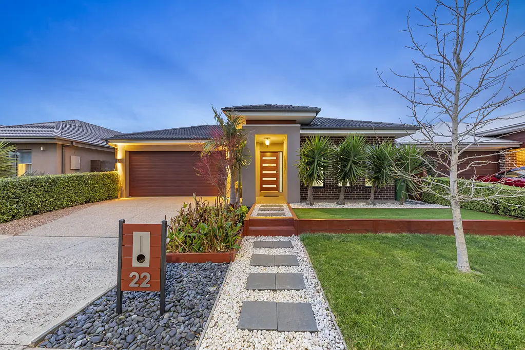 22 Saffron Avenue, Officer, VIC 3809