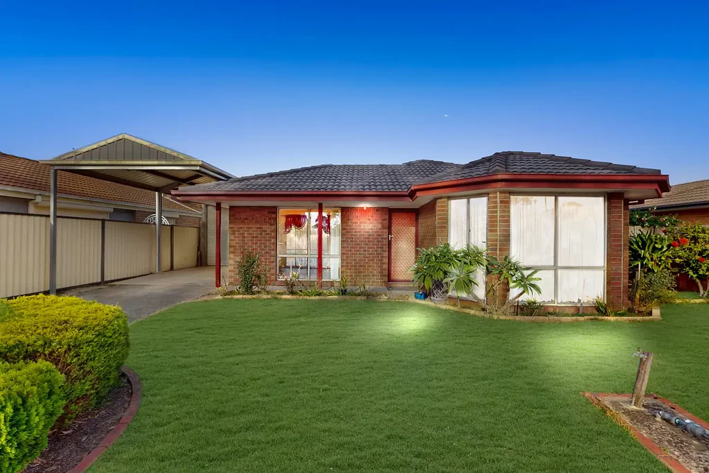 4 Redwood Avenue, Hampton Park, VIC 3976