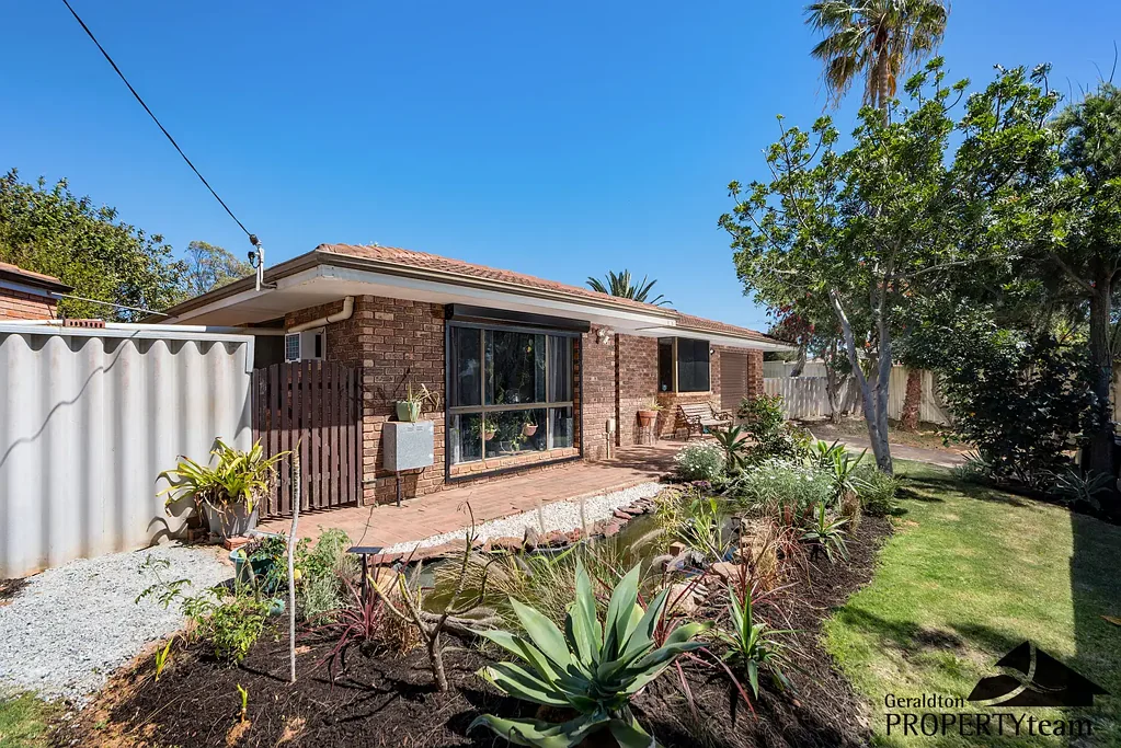 17 Mellows Place, Rangeway, WA 6530