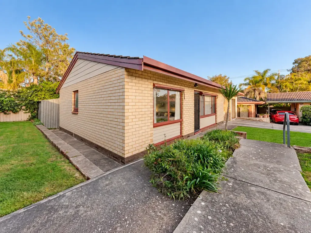 Ridgehaven 2બેડરૂમ Solid Brick Living in an Unbeatable Ridgehaven Location