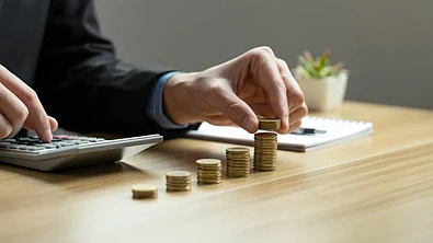 重磅！这份关键报告出炉了，OCR走势板上钉钉！房贷家庭影响最大！