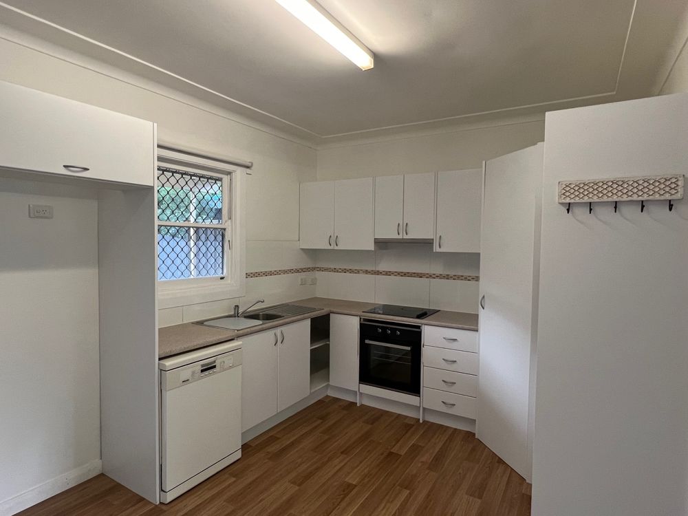 8 MARJORIE ST, COFFS HARBOUR NSW 2450, 0 कमरे, 0 बाथरूम, House