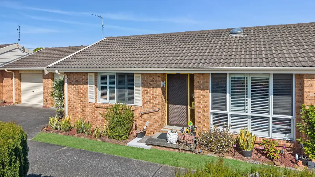 Woy Woy 2房  Low maintenance living, walk to everything