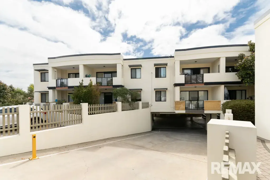 Currambine 3房  Secure Resort-Style Living in a Prime Currambine Location