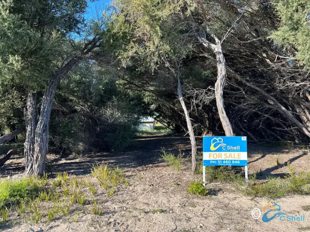 Loch Sport  AFFORDABLE BLOCK WITH GREAT POTENTIAL!