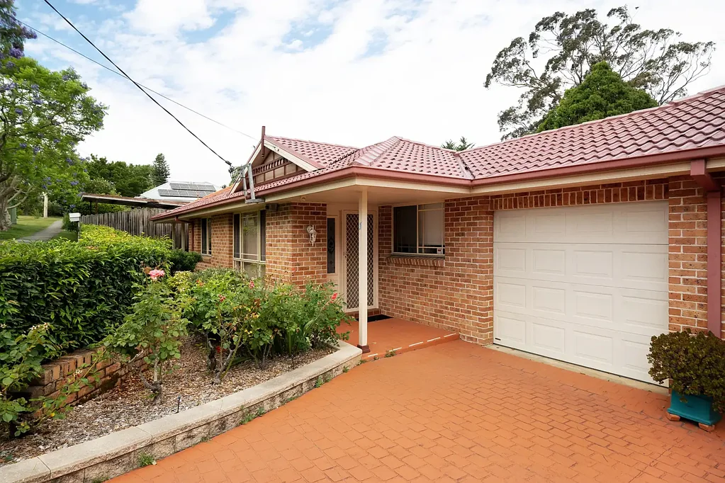 1/4 Holland Street, Springwood, NSW 2777