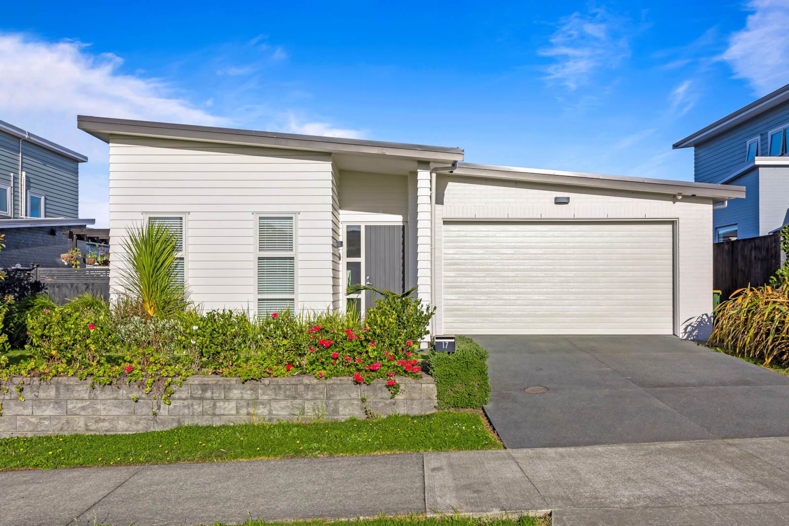 17 Kukuwai Avenue, Red Beach