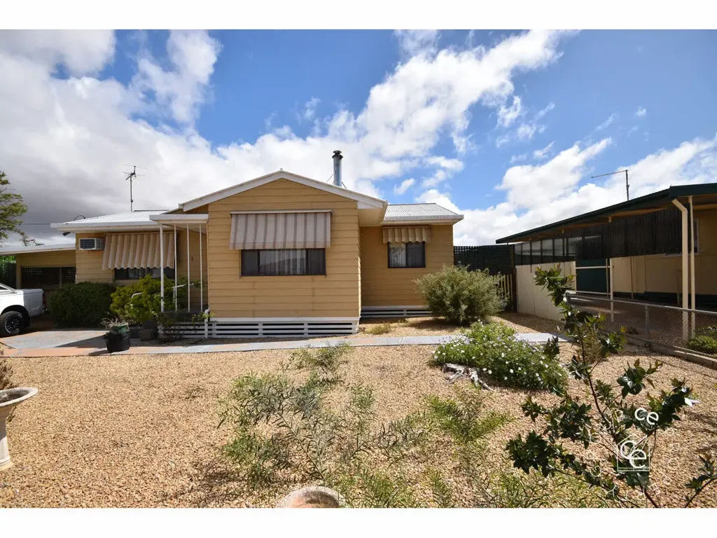 Quaint & Comfortable Home with Separate Living