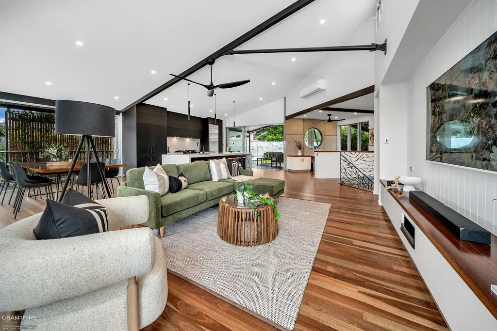 20 Bel-Air Drive, Whitfield, QLD 4870