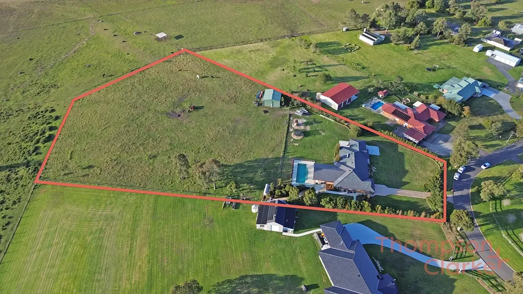 Louth Park 5 Bedroom Acreage Luxury With Uninterrupted Views!