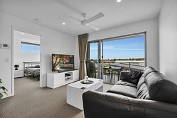 39/46 Regatta Boulevard, Birtinya