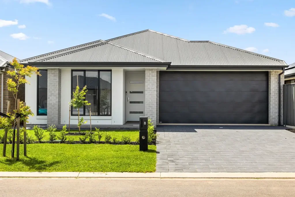 8 Banks Street, Angle Vale, SA 5117