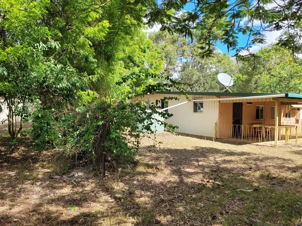 347B Rifle Range Rd, Sapphire Central, QLD 4702