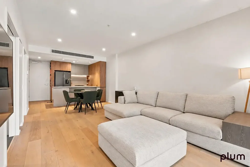 Stylish Furnished Apartment with Additional Multi-purpose Room and Exceptional Resort Style Facilities