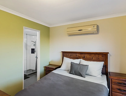 28 Seminole Gardens, Seville Grove, South East Perth, 4 habitaciones, 2 baños, House