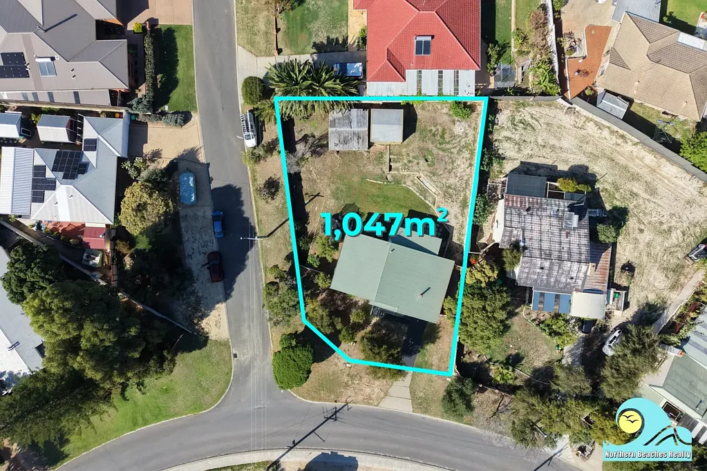 Yanchep 3房  CHARACTER WITH ENDLESS POTENTIAL – RARE 1047M² CORNER BLOCK IN OLD YANCHEP!