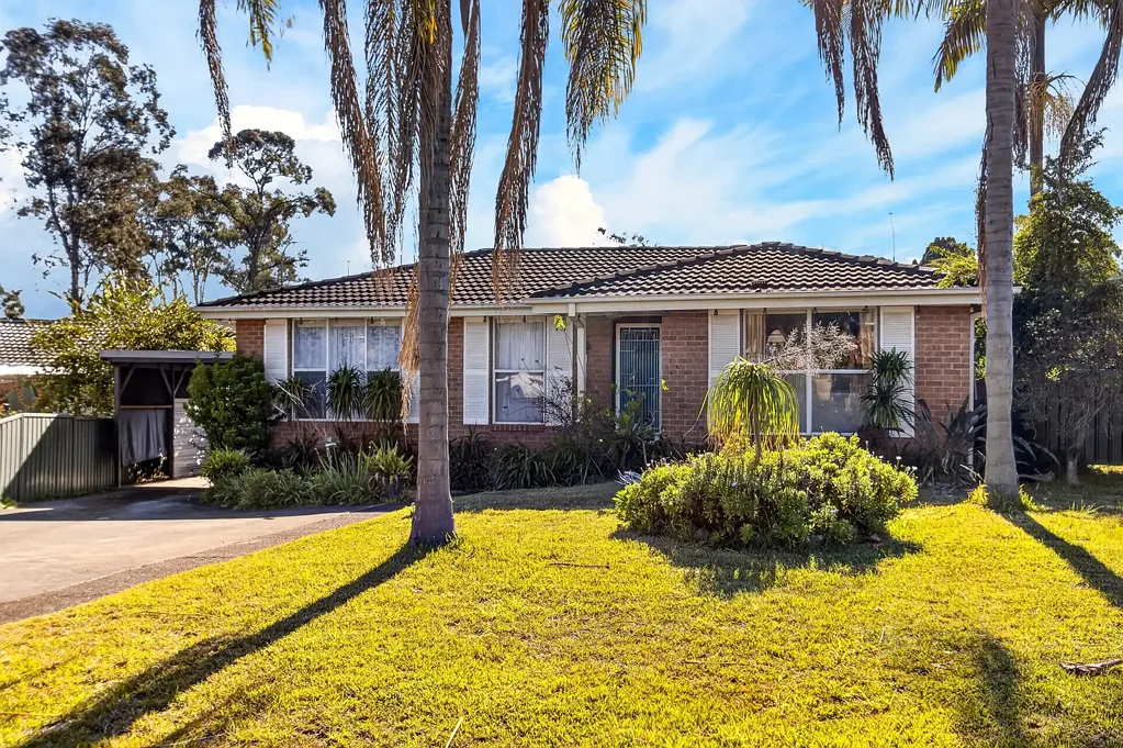 Ingleburn 3Kwarto Family Living on a Generous Block with Granny Flat Potential!