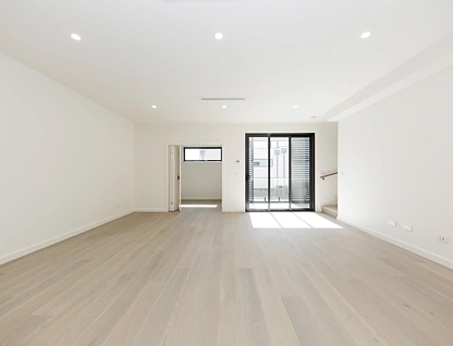 7/2-4 Montgomery Avenue, Mount Waverley, East Melbourne, 3 rūma, 3 rūma horoi, Townhouse