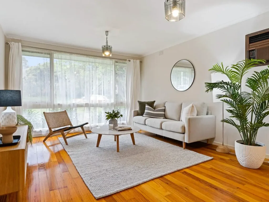 Burwood East 4कमरा contact 0415088607 Belinda Liu for
🌟 Prestigious and Honorable Address with Auspicious Feng Shui – Street No. 58 🌟