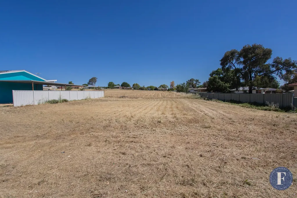 Cowra Ready to Build