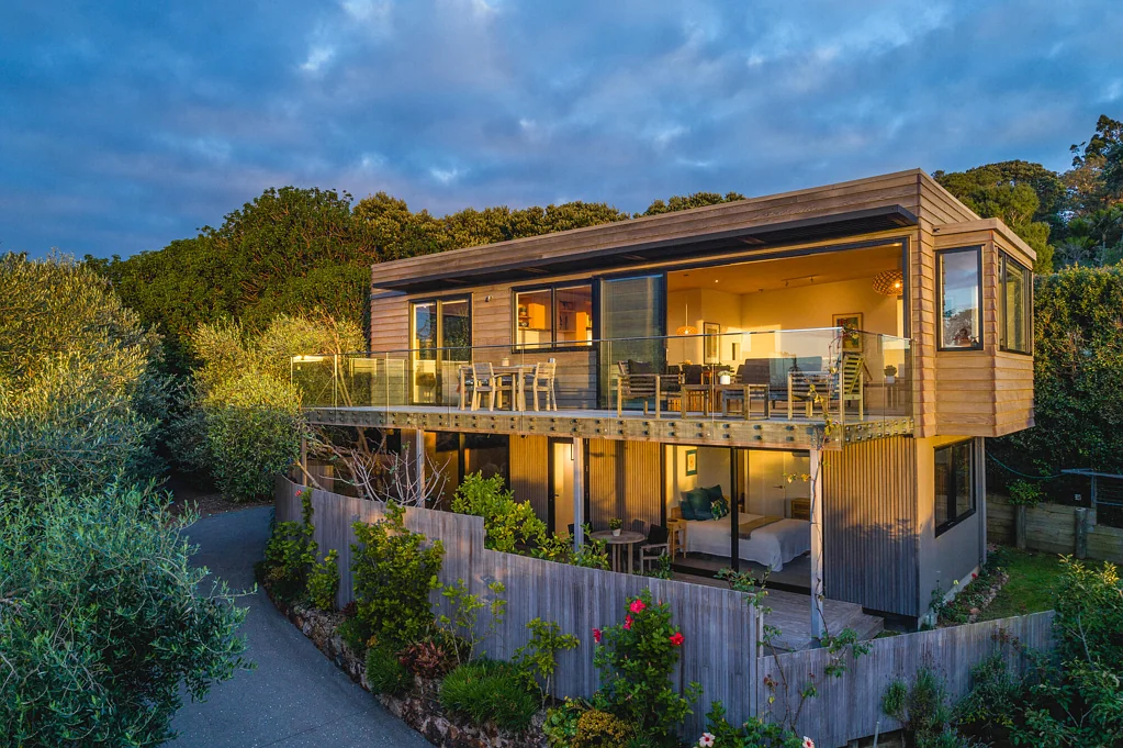 Onetangi 3ห้องนอน Sun, sea, architectural chic
