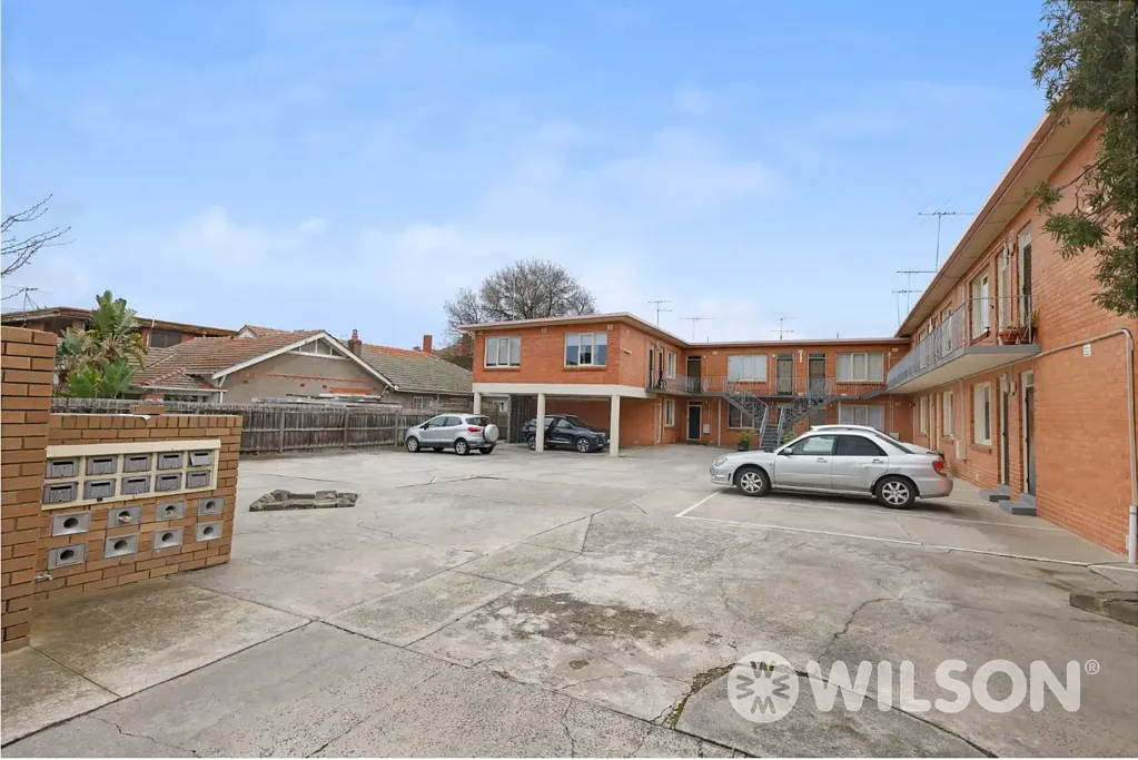 One Bedroom Apartment in a Perfect Location