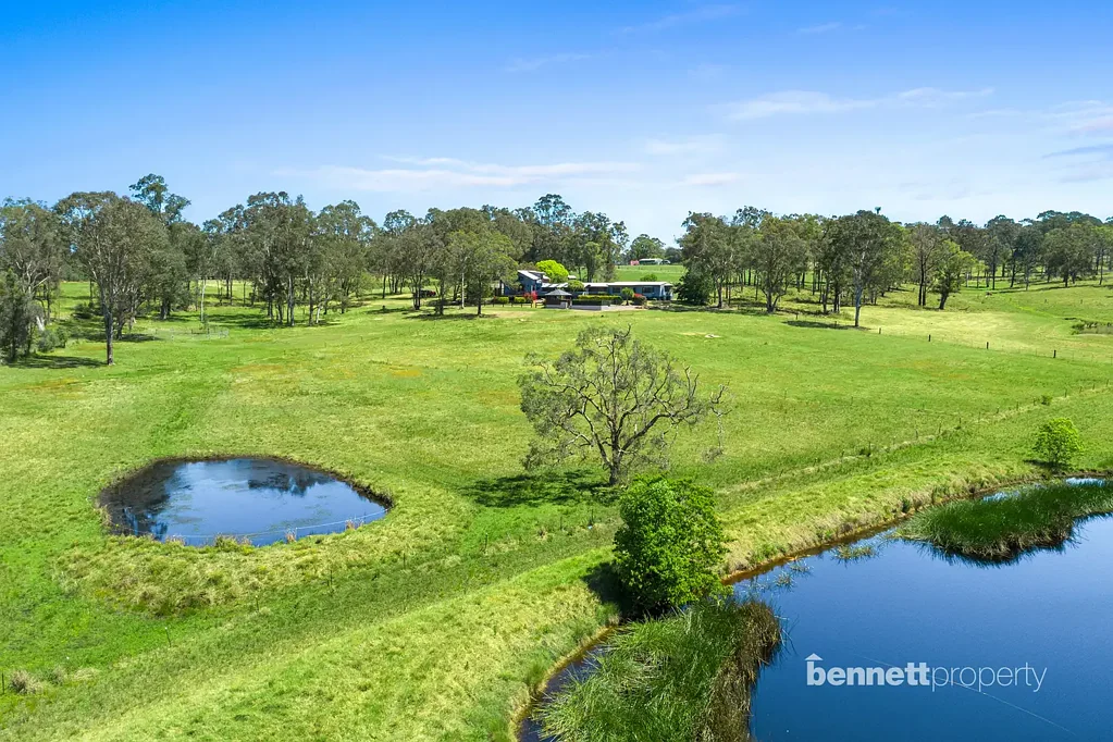Ebenezer 5침실 TUCKERMAN'S FARM - 40 ACRES - 2 STREET FRONTAGES - GREAT RENTAL/INCOME POTENTIAL