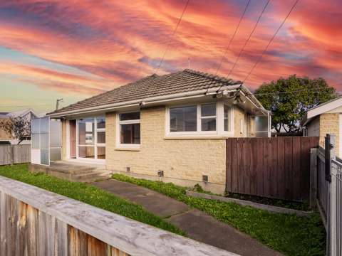 Saint Albans 2房  "As Is, Where Is" - Sought After Location