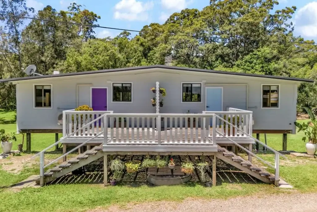 ESCAPE TO RIVERSIDE LIVING