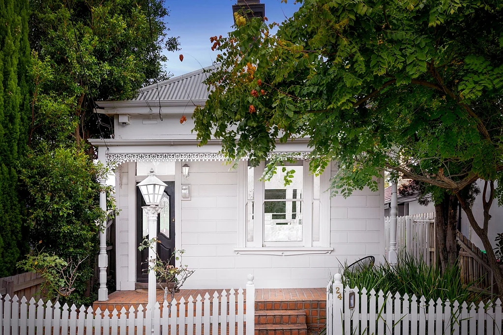 24 Vanberg Road, Essendon, VIC 3040