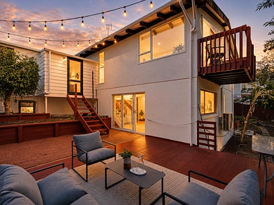 Browns Bay 4房  We're Downsizing! Your Life Here Awaits