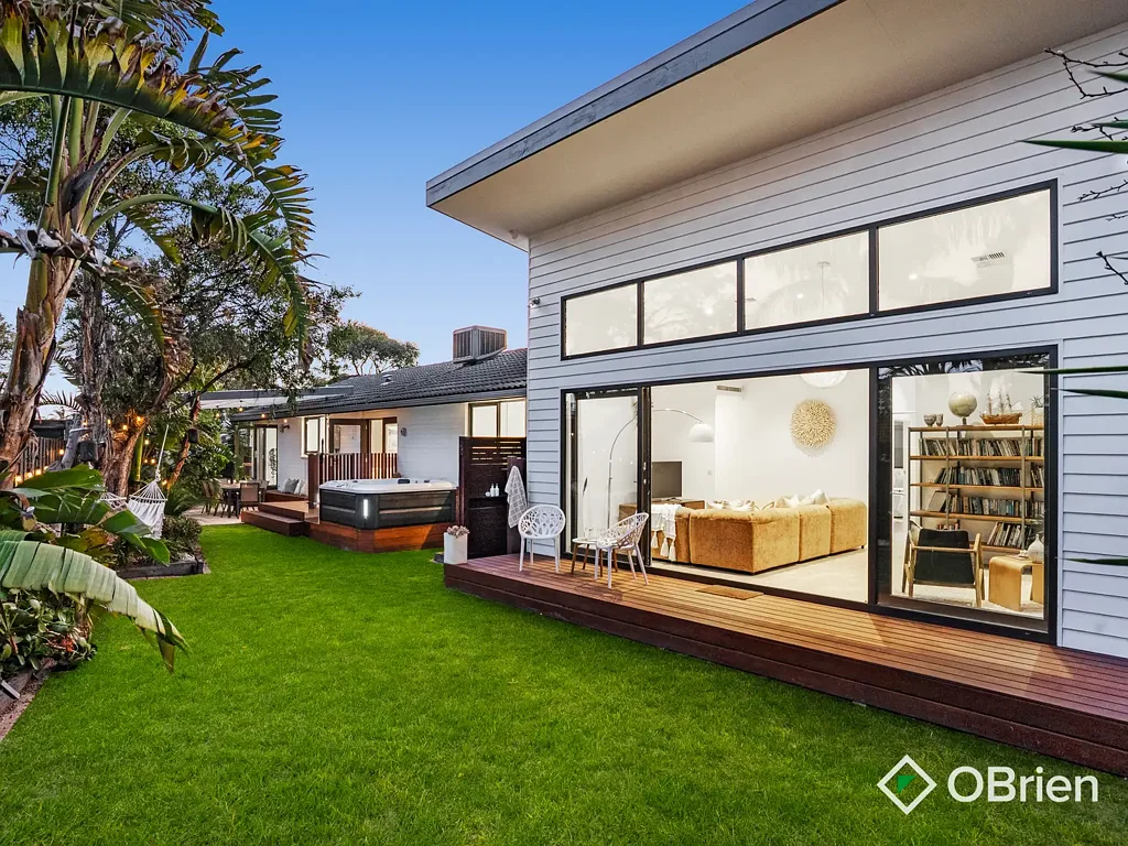 20 Whitby Way, Seaford, VIC 3198