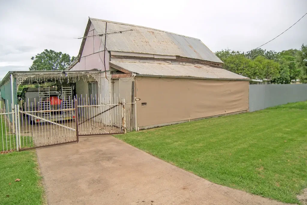 16 Darling Street, Bourke, NSW 2840