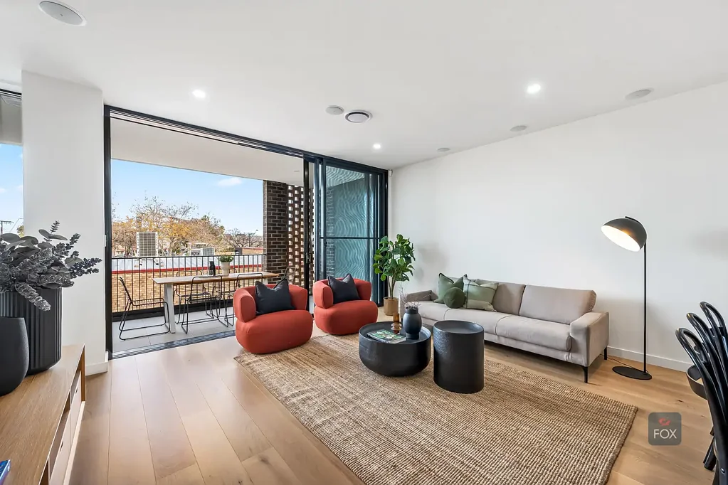 Stepney 4ਬੈੱਡਰੂਮ Expansive, Feature-Packed Townhouse in Stepney