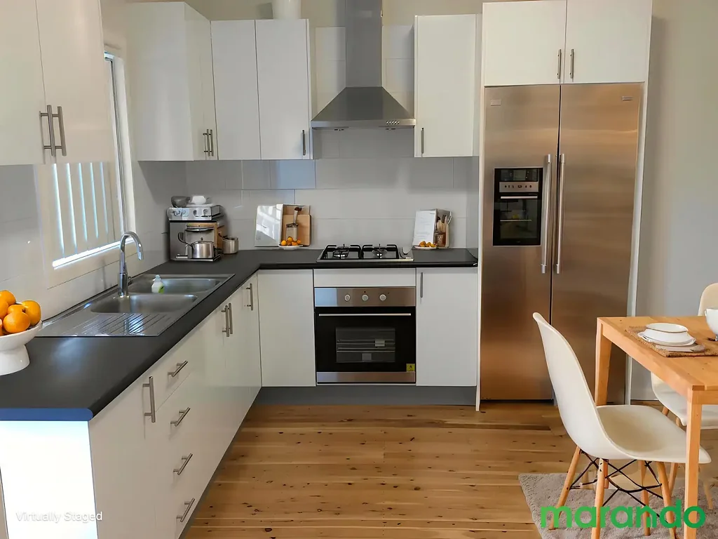 3 BEDROOM PROPERTY WITH INGROUND SWIMMING POOL!
