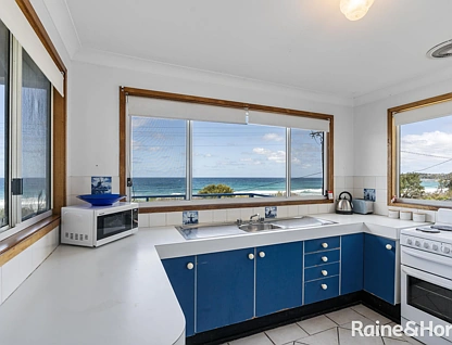 43 Mitchell Parade, Mollymook Beach, South Coast, 2 rūma, 1 rūma horoi, House