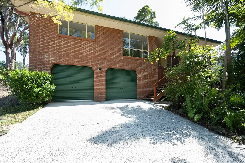 APPLICATIONS PENDING - 7 Mundurra Avenue, Ocean Shores.