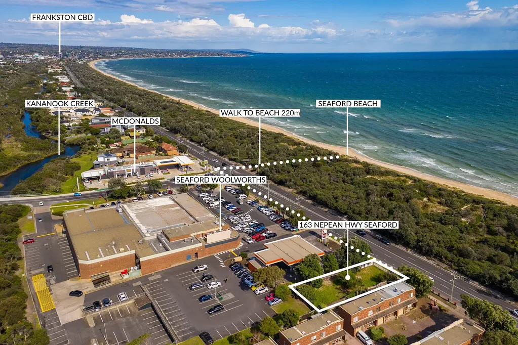 Seaford Location is everything - Walk to the beach / shops / cafes