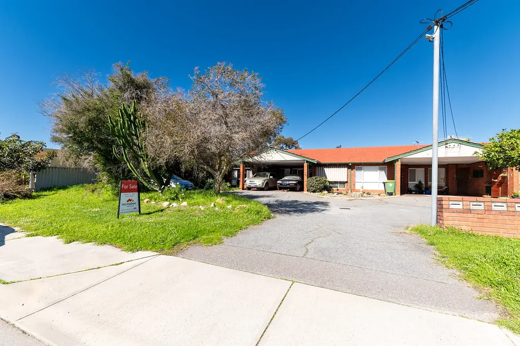 8/3 Netley Place, Armadale, WA 6112