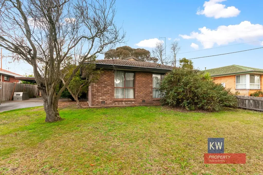 14 Peter Street, Morwell, VIC 3840