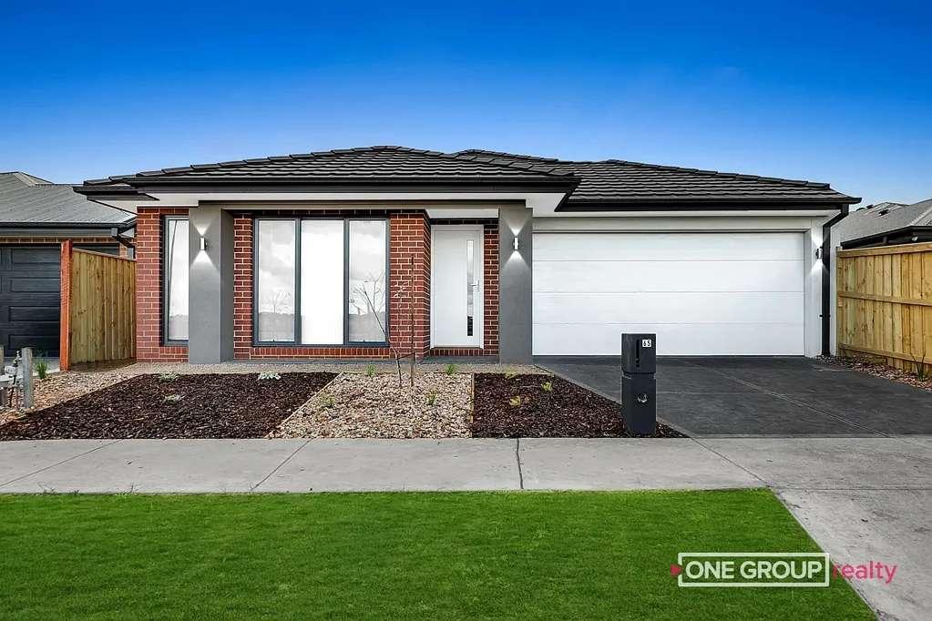 MODERN PROPERTY FOR LEASE