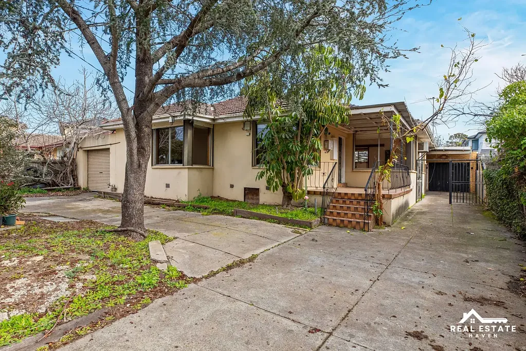A Spacious Family Retreat Close to Everything