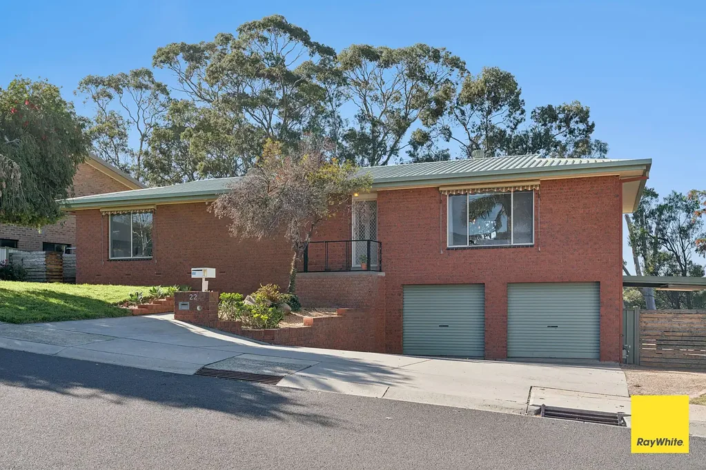 Kangaroo Flat 4房  Elevated Living in a Quiet Kangaroo Flat Setting