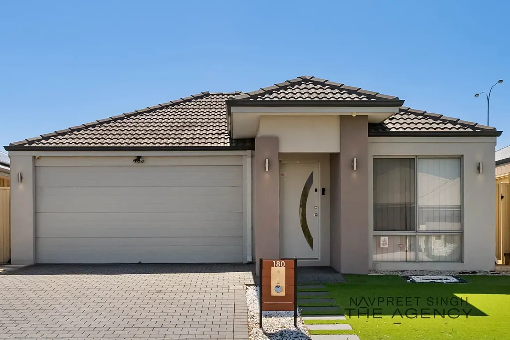 180 Sapphire Chase, Wellard, WA 6170
